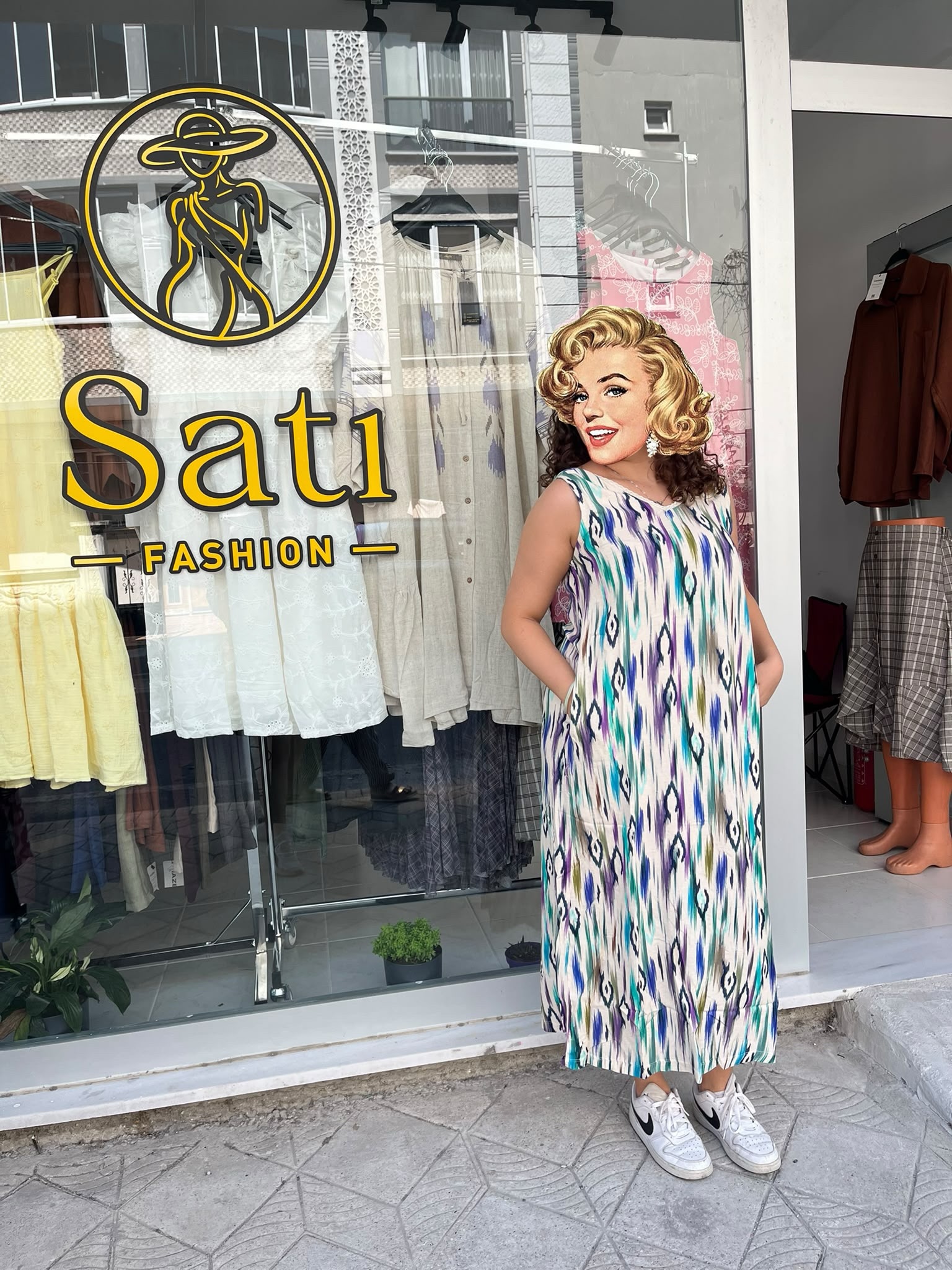 Karışık Desenli Rahat Elbise